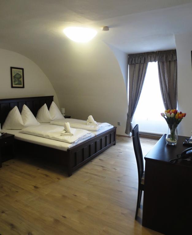 Hotel Hubertus Valtice Camera foto